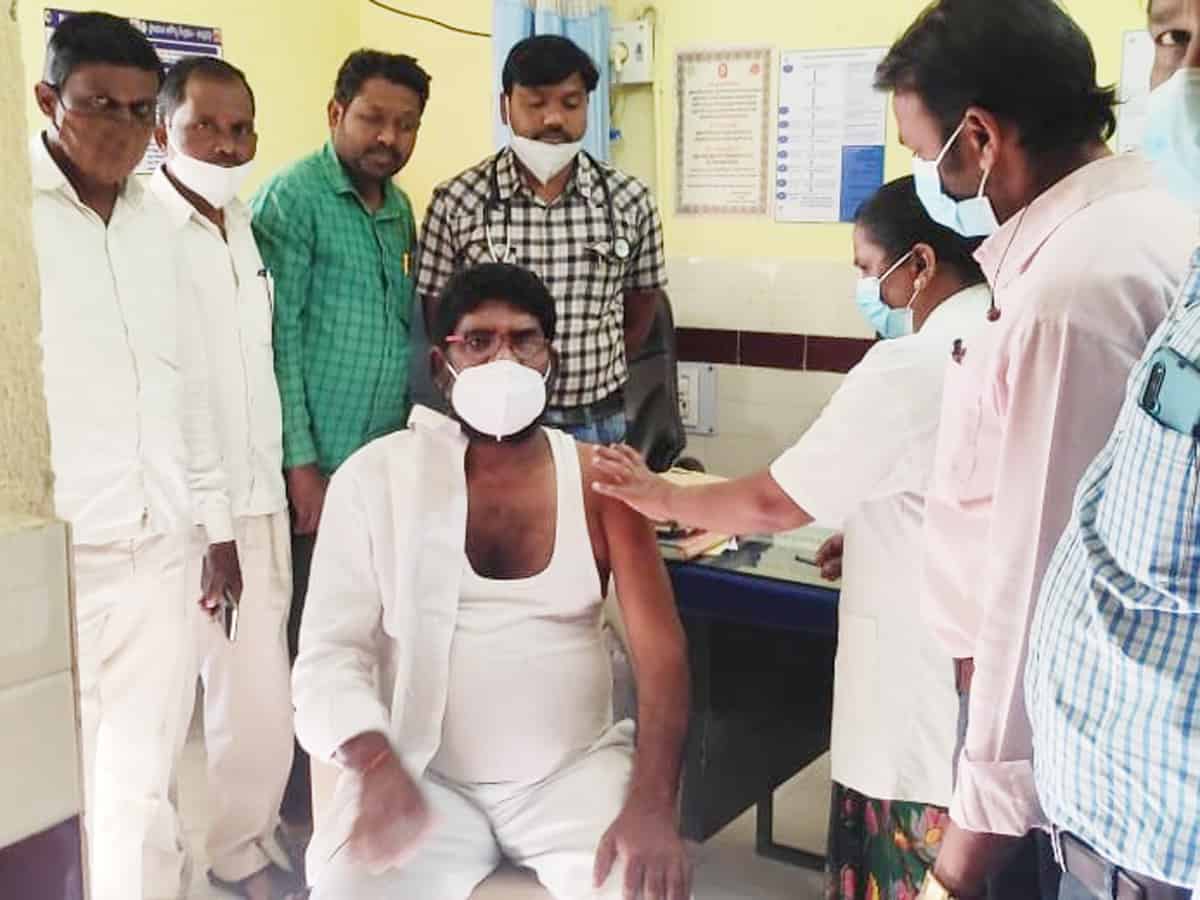 ప్రతి ఒక్కరూ టీకా తీసుకోవాలి