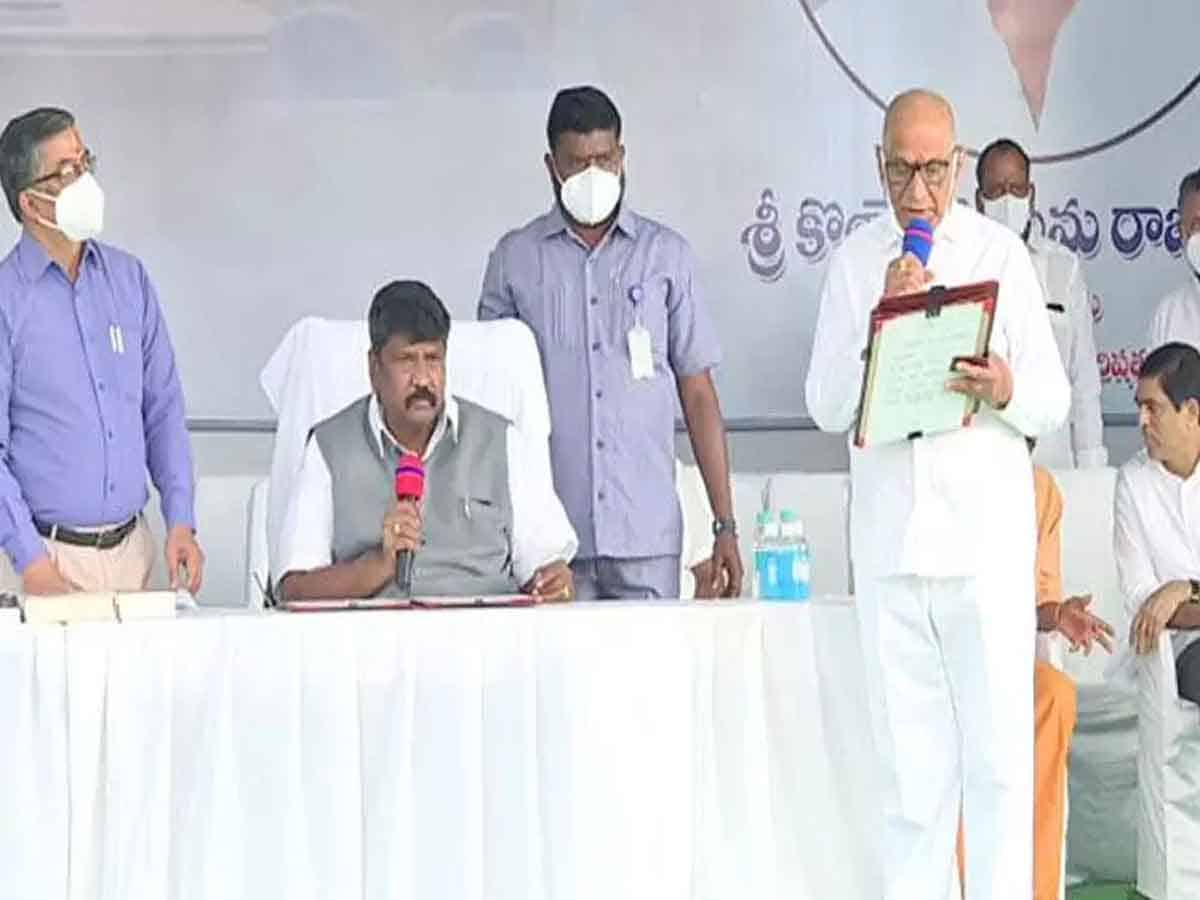 MLC’s oath : ప్రమాణం చేసిన వైసీపీ ఎమ్మెల్సీలు