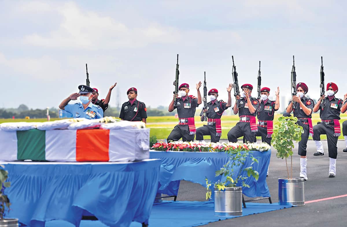 నేడు సాయితేజ అంత్యక్రియలు