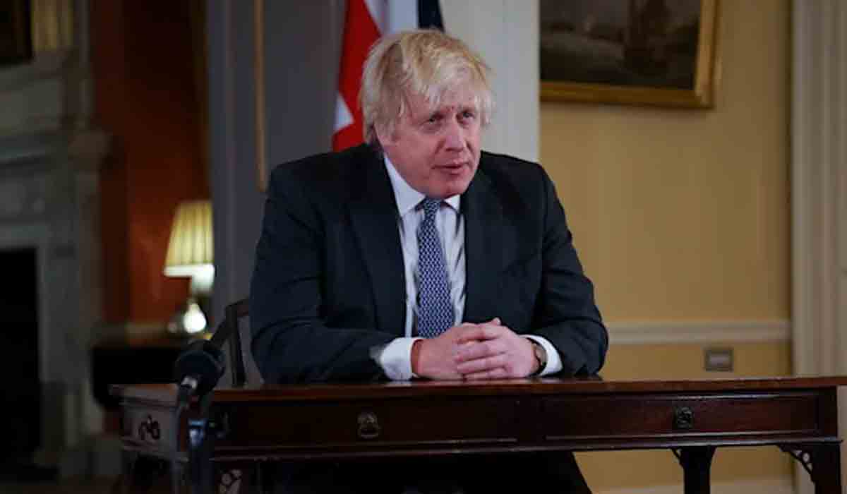 First Omicron death: యూకేలో తొలి ఒమిక్రాన్ మ‌ర‌ణం.. ధృవీక‌రించిన బ్రిట‌న్ ప్ర‌ధాని