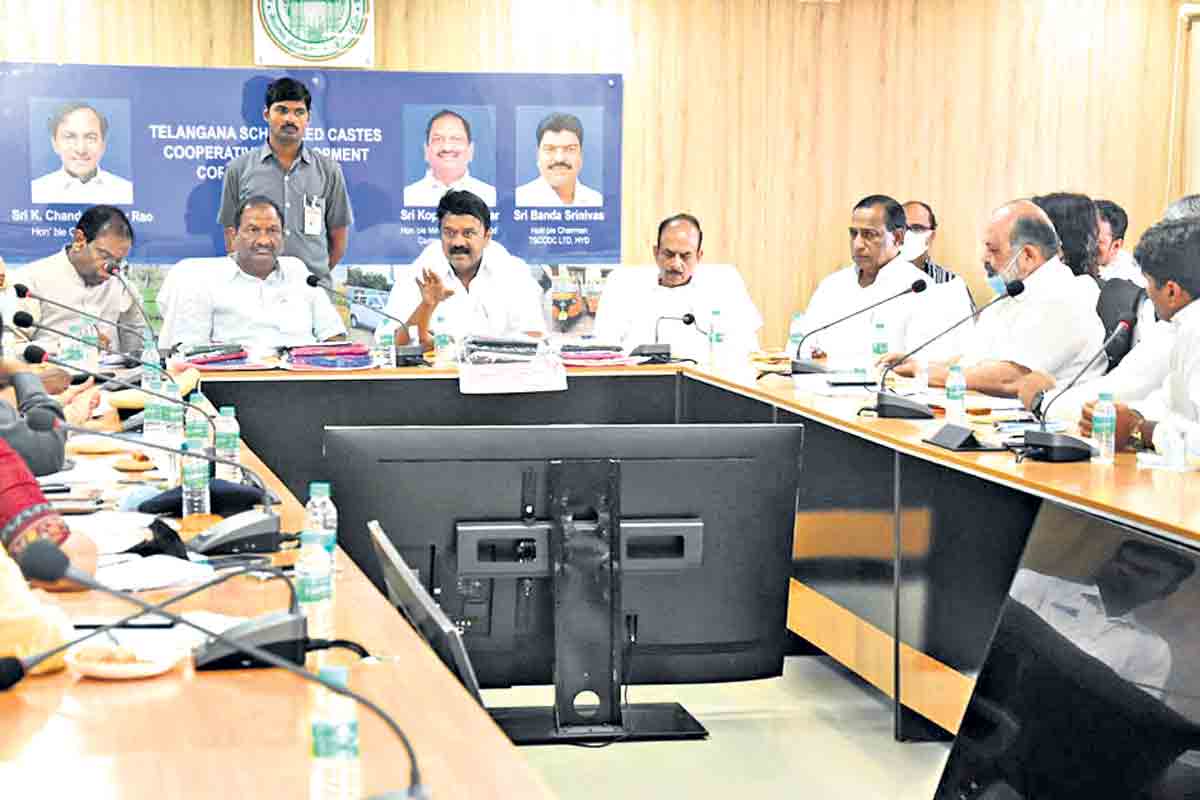 స్వరాష్ట్రంలోనే ఘనంగా క్రిస్మస్‌ వేడుకలు