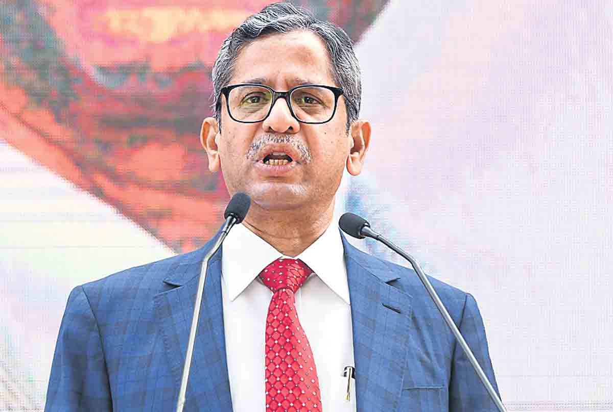 ప్రజల ఆశీస్సులతోనే అత్యున్నతస్థాయి