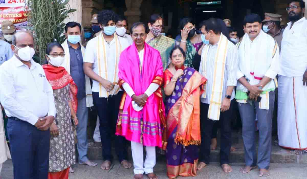 CM KCR | శ్రీరంగం ఆల‌యంలో సీఎం కేసీఆర్ ప్ర‌త్యేక పూజ‌లు