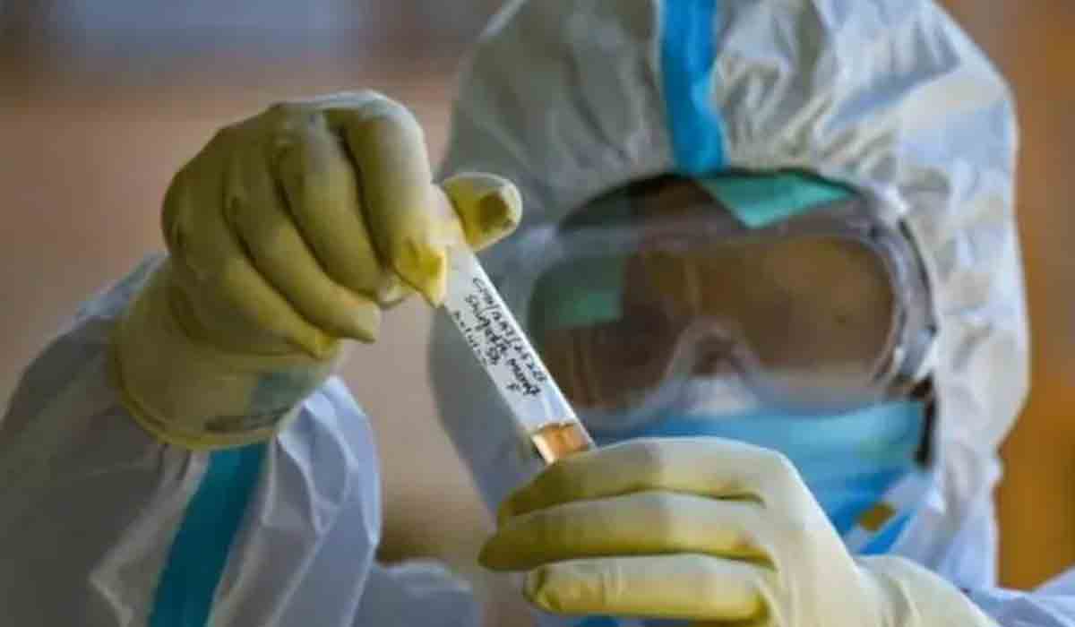 16 మంది విద్యార్థుల‌కు క‌రోనా పాజిటివ్.. ఆందోళ‌న‌లో త‌ల్లిదండ్రులు