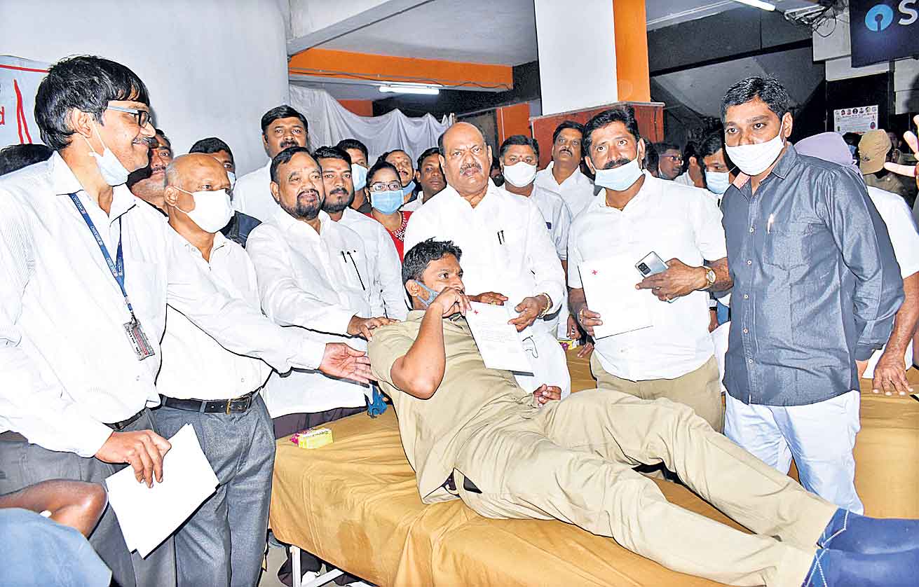 ఆర్టీసీ డిపోల మూసివేత వట్టిమాటే