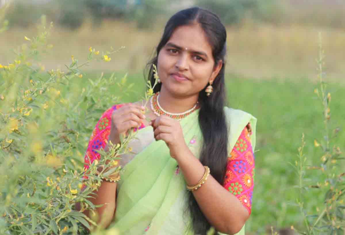 శెనగచేన్ల నిలావడి చేతులియ్యావే.. దాసరి సంధ్య పాట ముచ్చట!