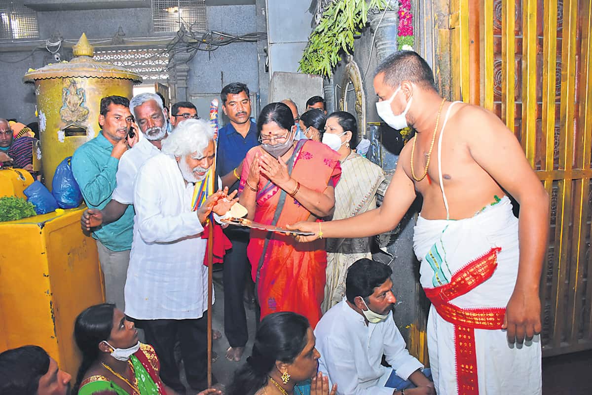 యాదాద్రి చారిత్రక ధ్యాన మందిరం