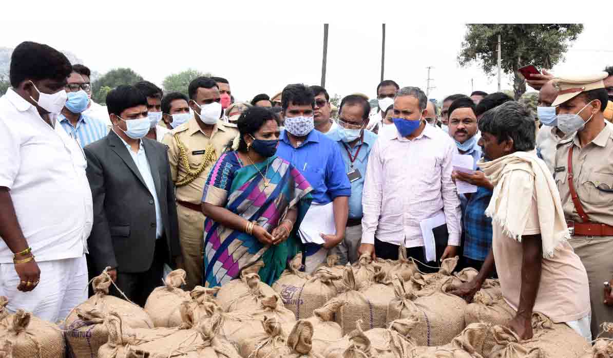 ధాన్యం కొనుగోళ్లపై గవర్నర్ త‌మిళిసై సంతృప్తి