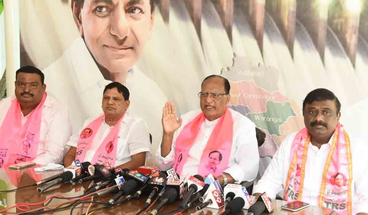 రైతుల ఇబ్బందులకు ప్రధాన కారణం బీజేపీ: ఎమ్మెల్సీ గుత్తా