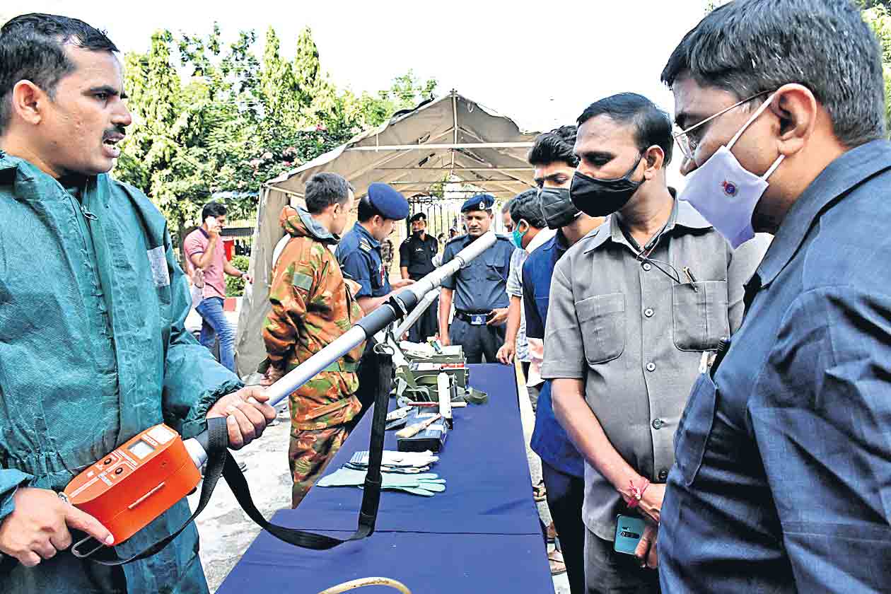 ప్రమాదాలపై అవగాహన ఉండాలి