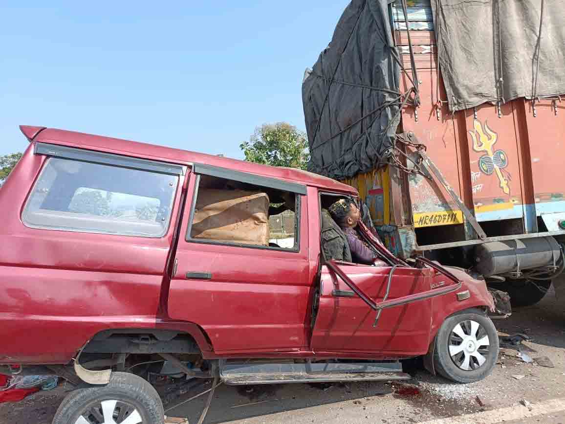 తిరుగు ప్రయాణంలో.. దారికాచిన మృత్యువు