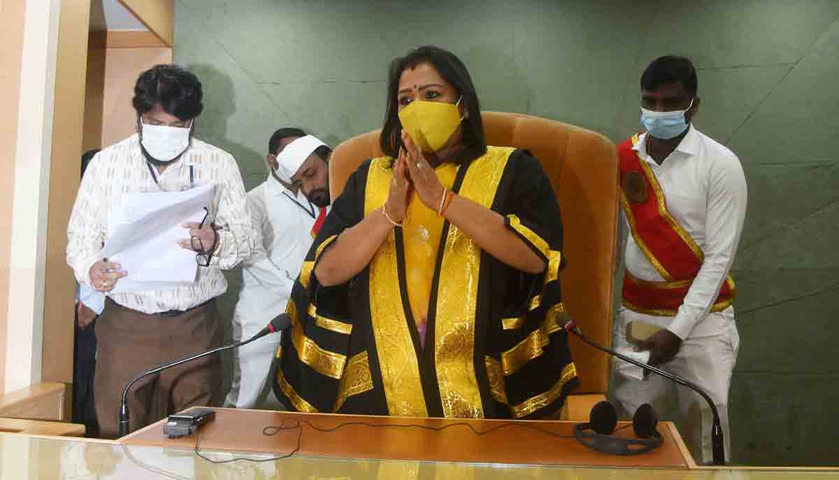 నగర ప్రగతికి కలిసి నడుద్దాం