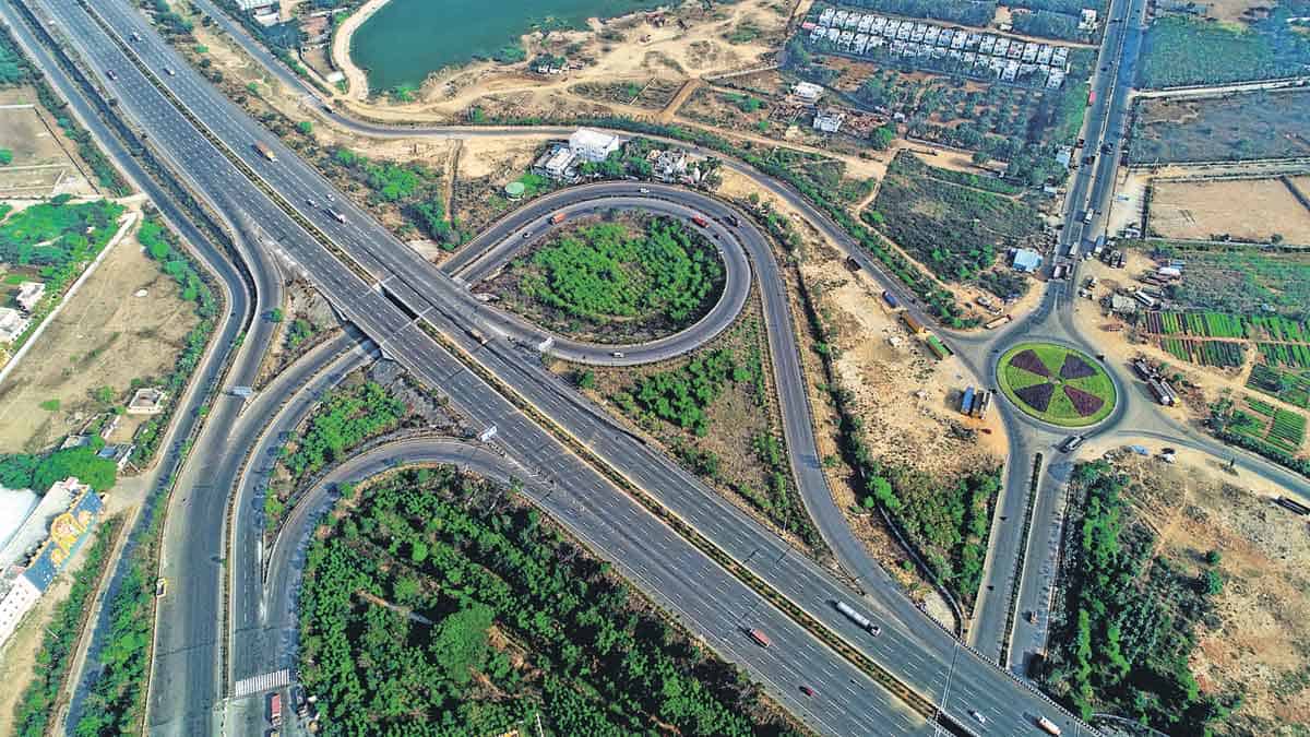 ఔటర్‌పై జర్నీ సేఫ్‌