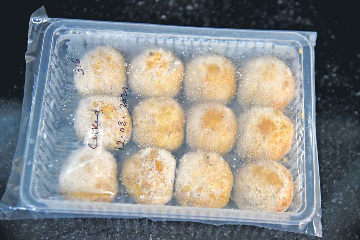 నోరూరించే హ‌లీమ్ ల‌డ్డూలు.. కావాల్సిన‌ప్పుడు వేడి చేసుకుని లాగించేయ‌డ‌మే!!