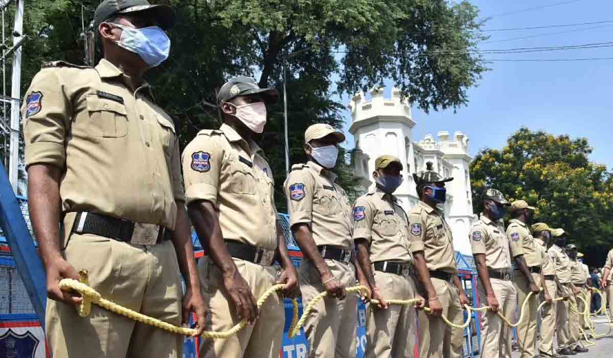 హోంగార్డుల‌కు గుడ్ న్యూస్‌.. గౌర‌వ వేత‌నం పెంపు