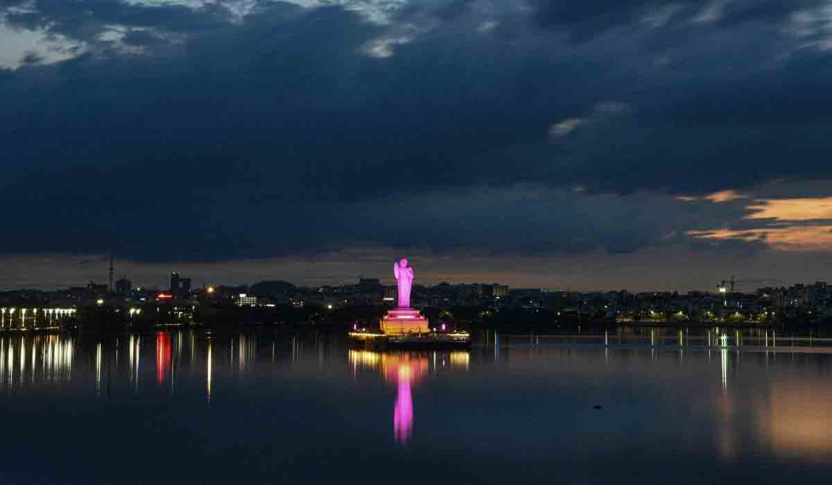 డిసెంబ‌ర్ 12న బుద్ధ విగ్ర‌హం వ‌ద్ద సంగీత క‌చేరీ..
