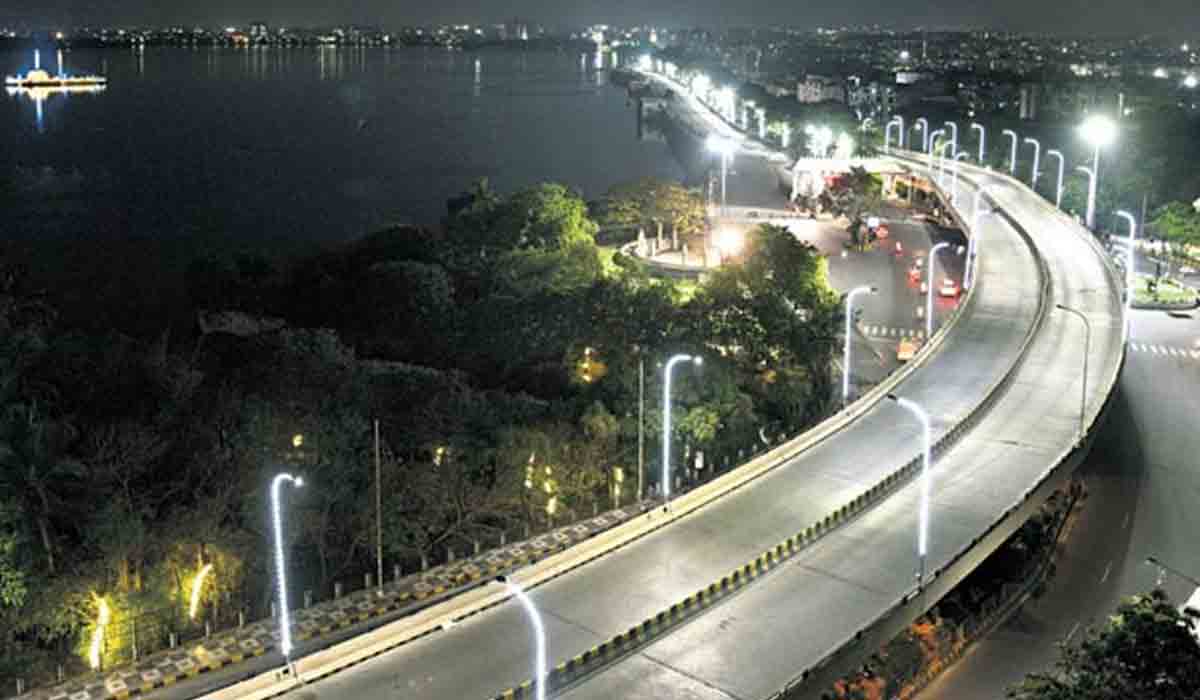 New Year | రేపు హైద‌రాబాద్‌లో ట్రాఫిక్ ఆంక్ష‌లు..  ఓఆర్ఆర్ పైకి కార్ల‌కు నో ఎంట్రీ