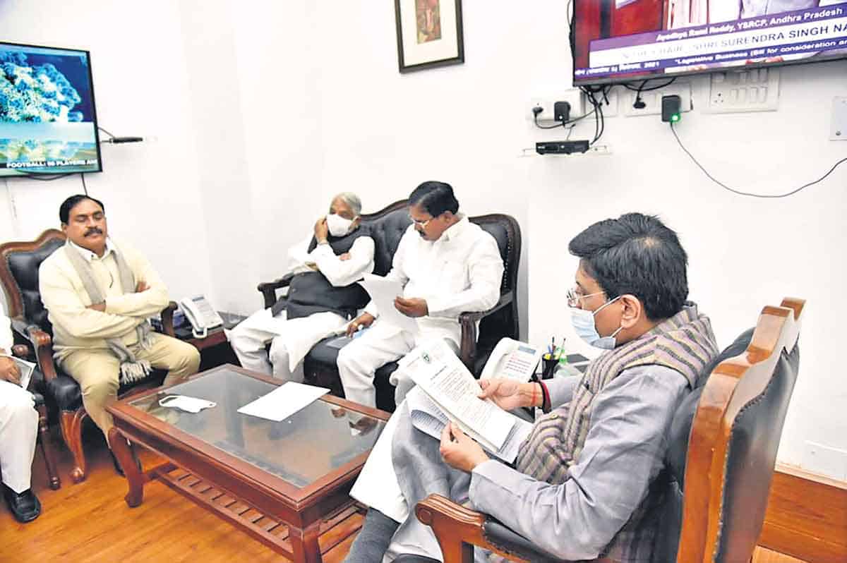 యాసంగి ధాన్యం.. కొనంగాక కొనం