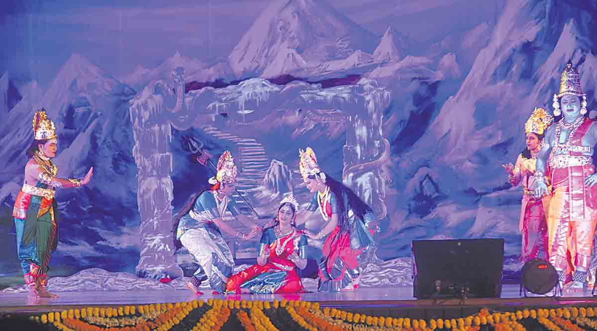 శిల్పకళా వేదికలో మీనాక్షి కల్యాణం