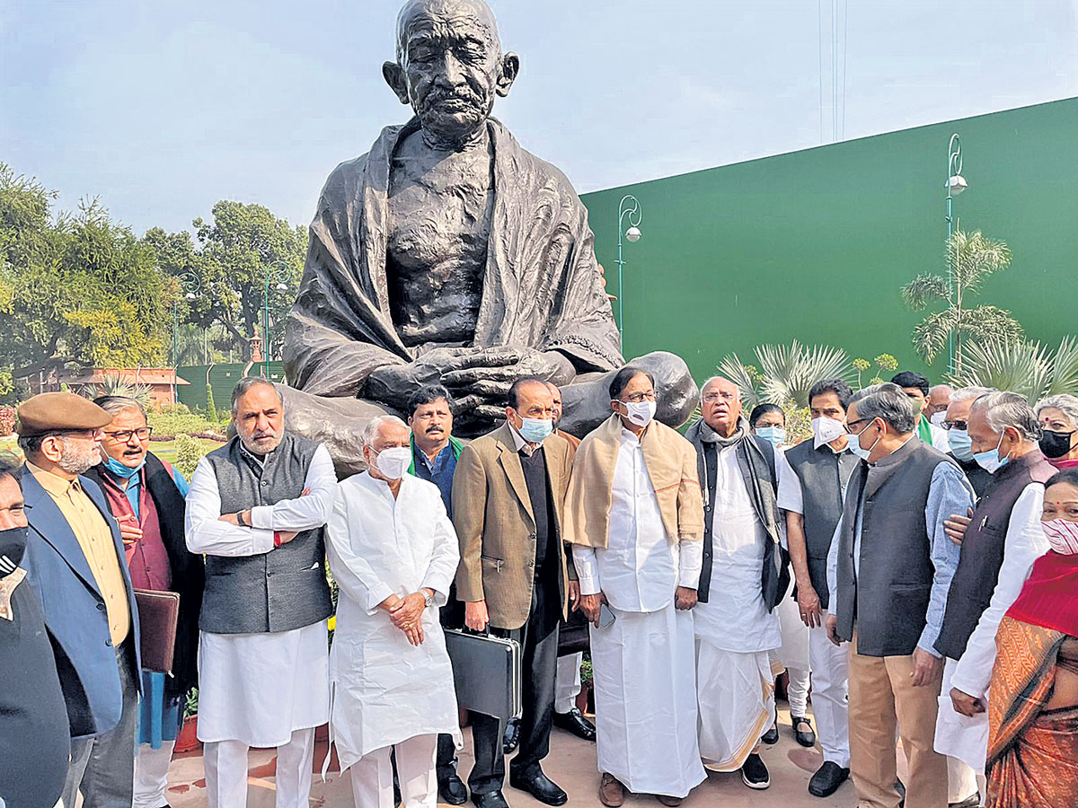 ధాన్యం కొనాల్సిందే