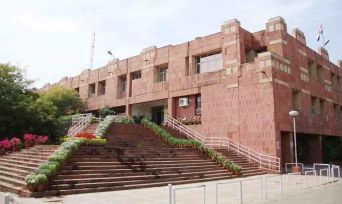 ‘అబ్బాయిలను గీత దాటనివ్వొద్దు’