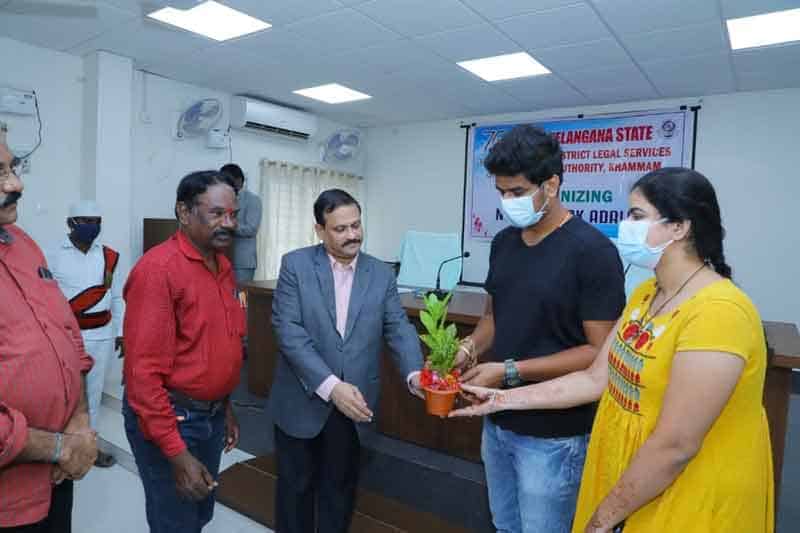 సంక్లిష్ట సమయంలో రాజీమార్గమే ఉత్తమం