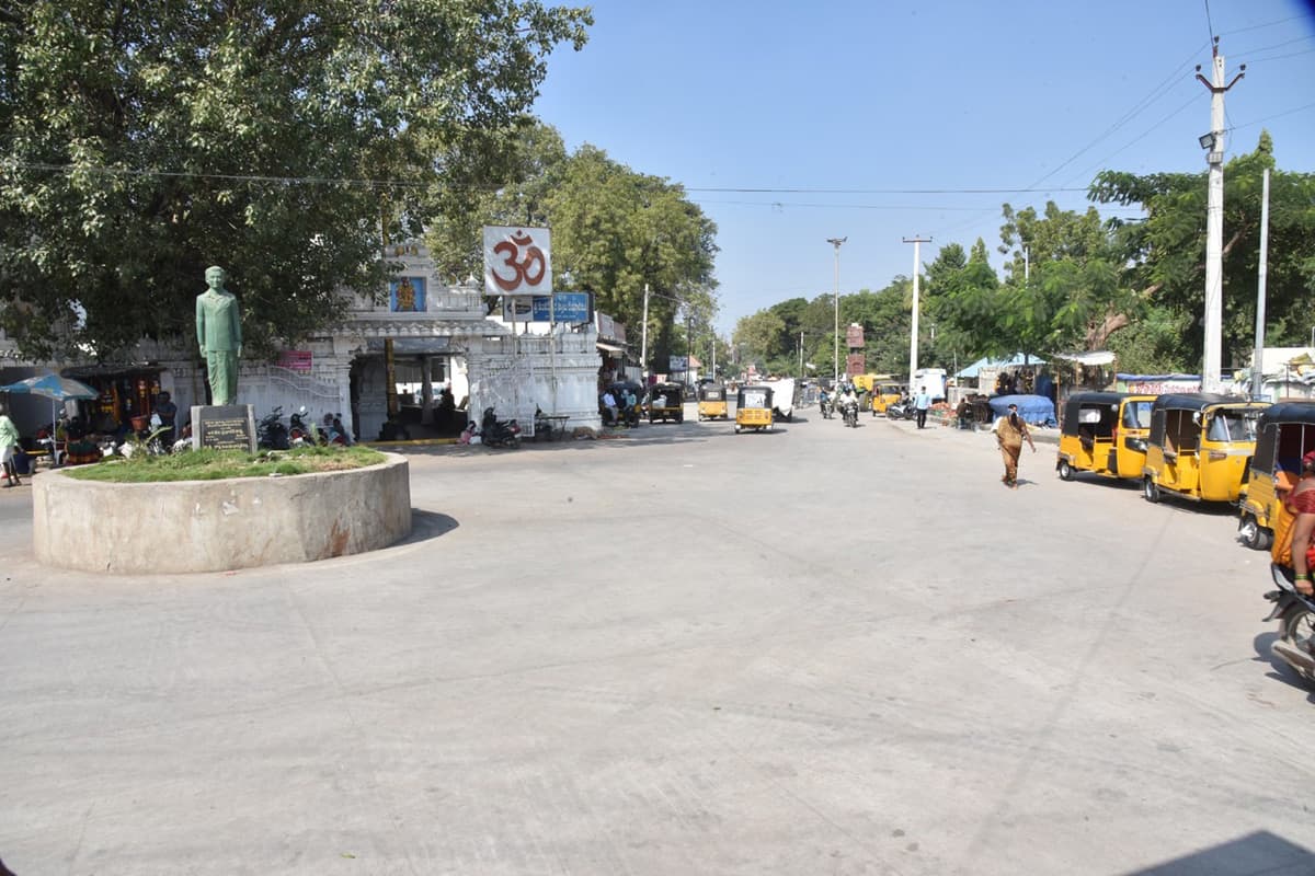 ట్రాఫిక్‌ కష్టాలు గట్టెక్కినయ్‌..!