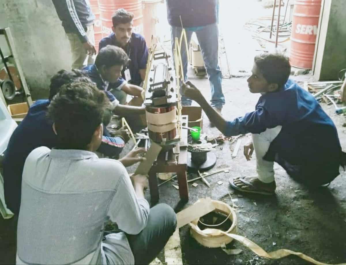 వృత్తి విద్య..ఉపాధికి బాట