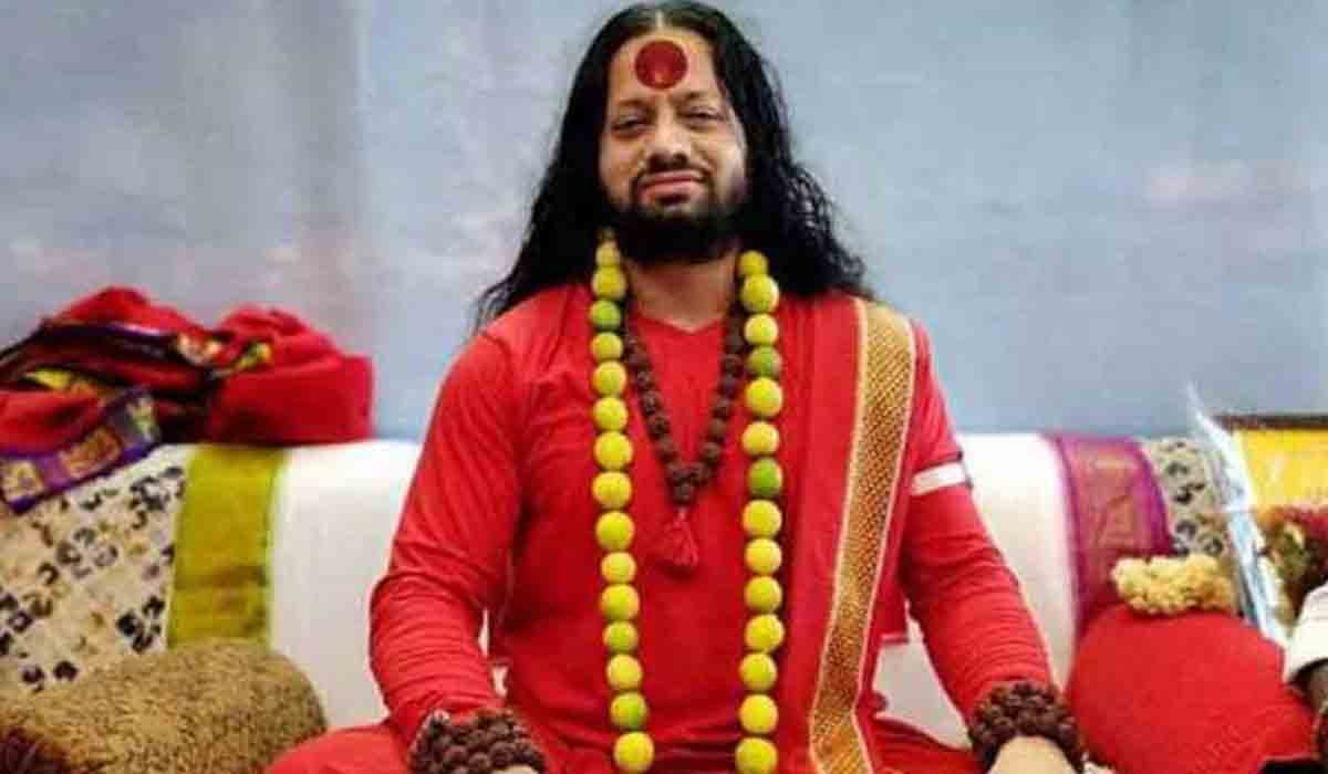 గాంధీని అవ‌మానిస్తూ.. గాడ్సేపై ప్ర‌శంస‌లు.. ఆధ్యాత్మిక గురువు అరెస్ట్