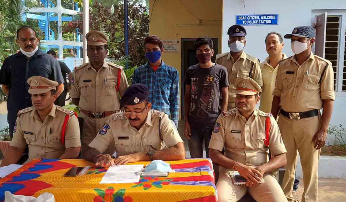 కొత్తగూడెంలో రూ. కోటి విలువ చేసే గంజాయి సీజ్