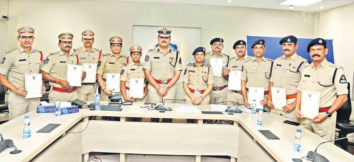 లోక్‌అదాలత్‌లో 1755 కేసుల పరిష్కారం