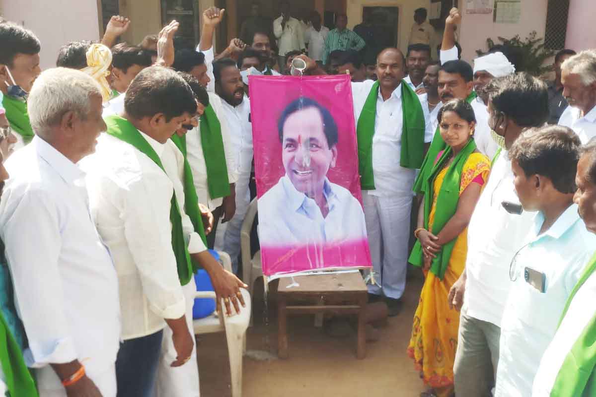 కేంద్రం దగా.. రాష్ట్రం అండగా..