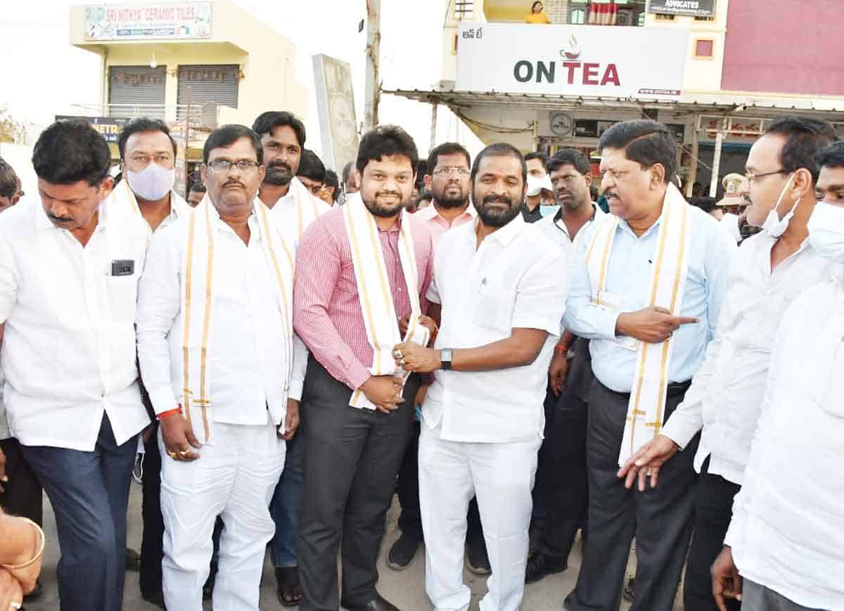 మరింత ఉత్సాహంగా అభివృద్ధి