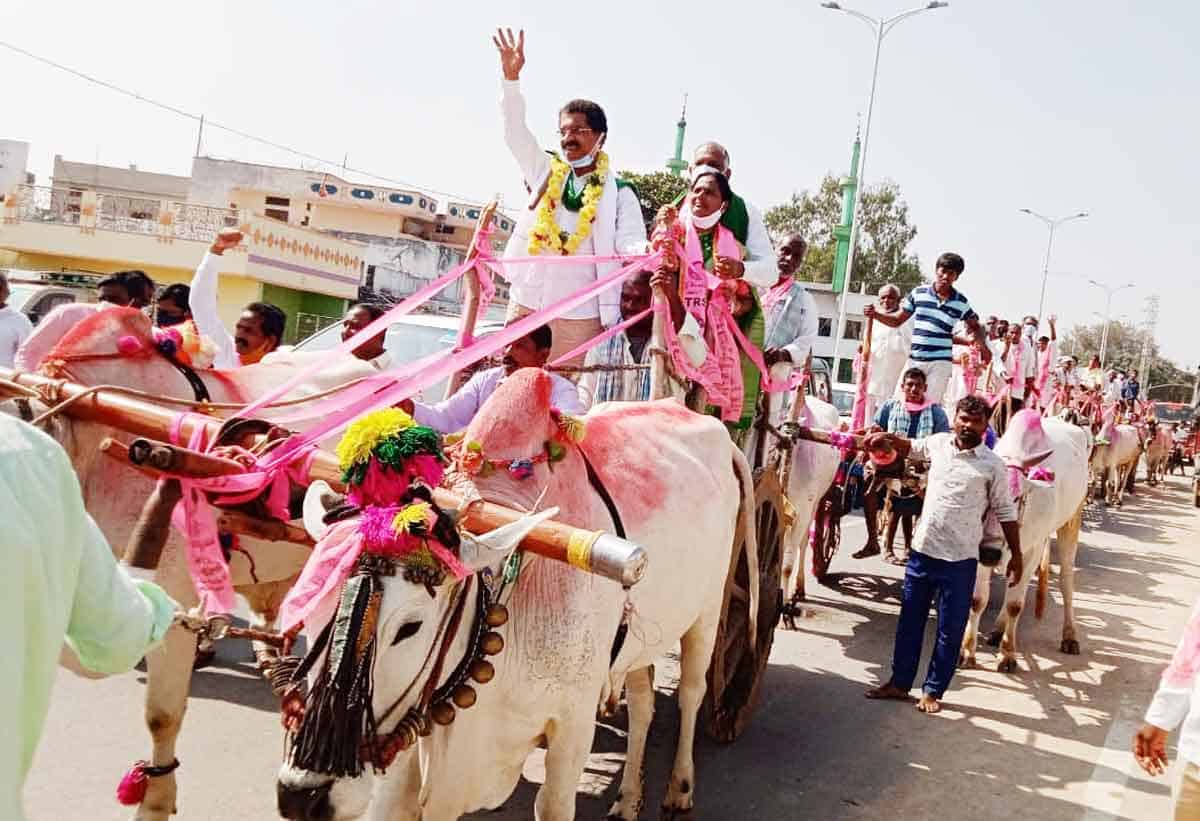 బీజేపీది దిగజారుడు రాజకీయం