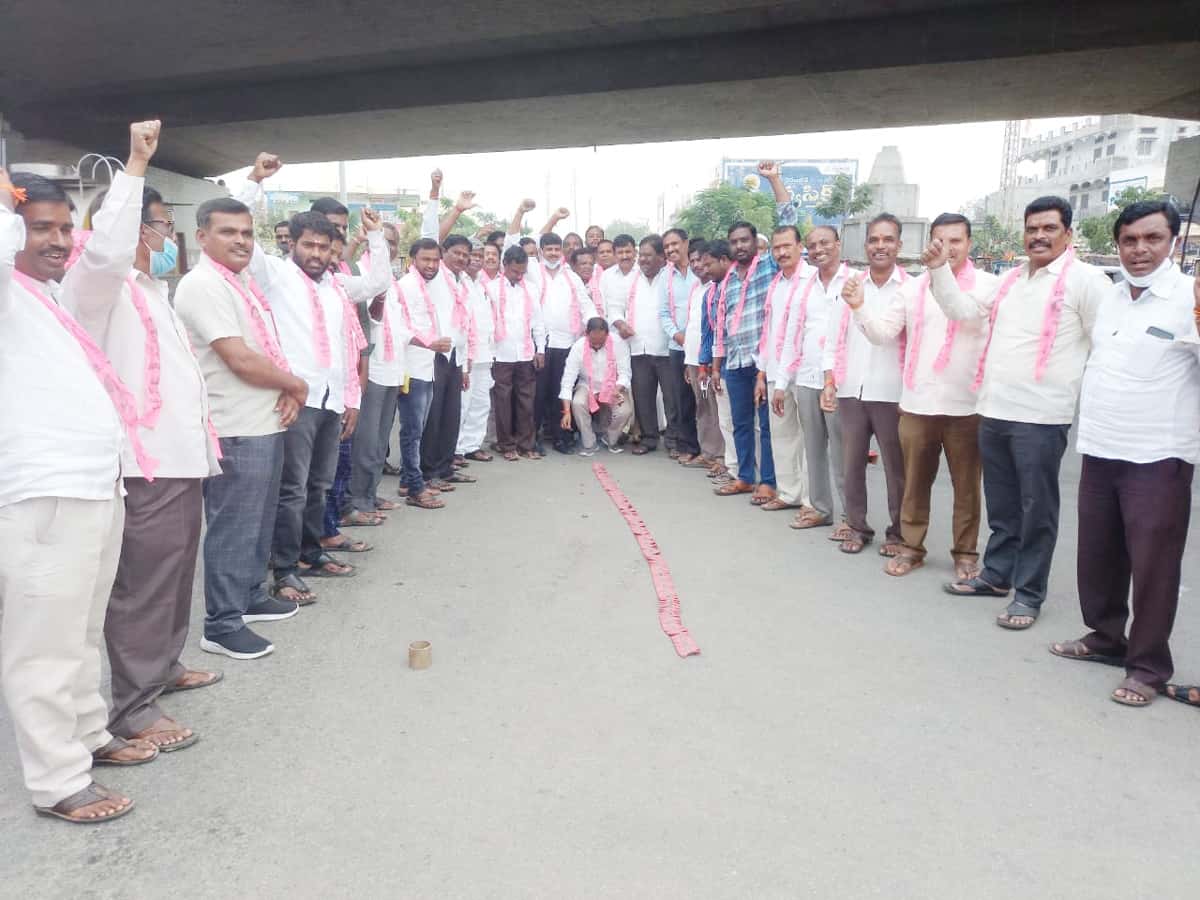 జాతీయపార్టీలకు చెంపదెబ్బ