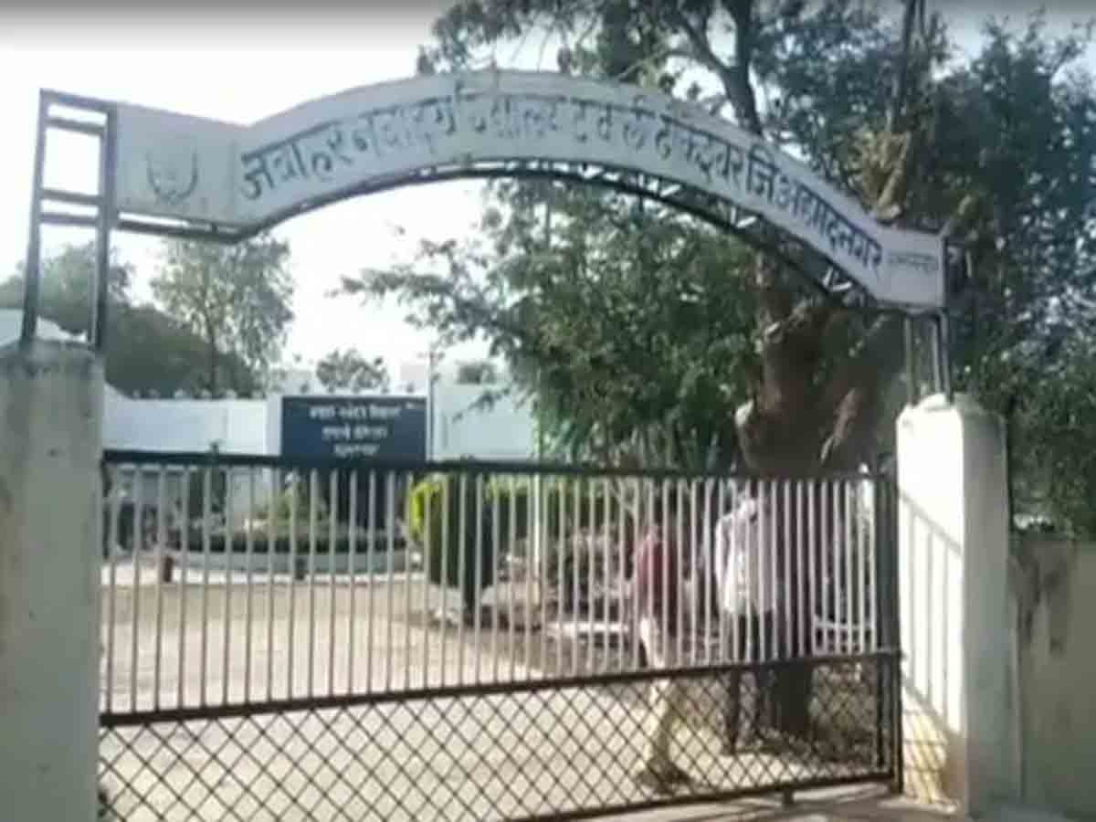 19 మంది స్కూల్‌ విద్యార్థులకు.. కరోనా పాజిటివ్‌