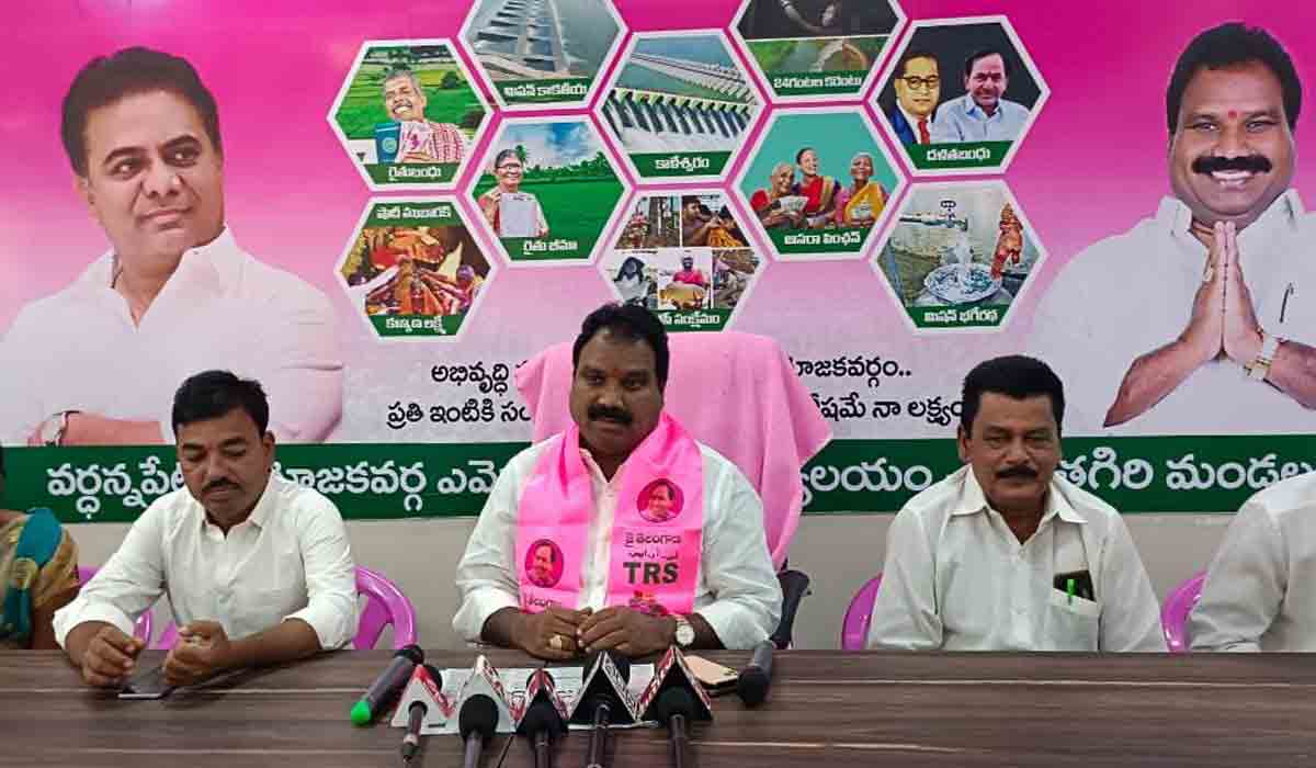 రాజ‌కీయ ల‌బ్ధి కోస‌మే బీజేపీ నాట‌కాలు : ఎమ్మెల్యే ఆరూరి ర‌మేశ్