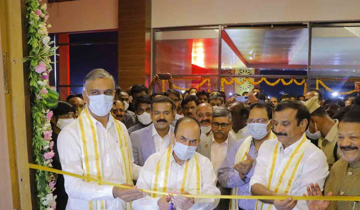 దేశంలో తెలంగాణ పోలీసే నంబర్‌ వన్‌ : హోంమంత్రి మహమూద్‌ అలీ