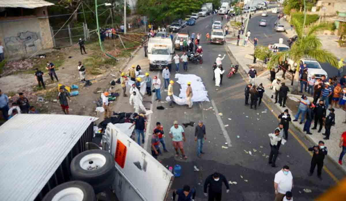 మెక్సికోలో ఘోర ప్రమాదం.. 53 మంది వలసదారులు మృతి