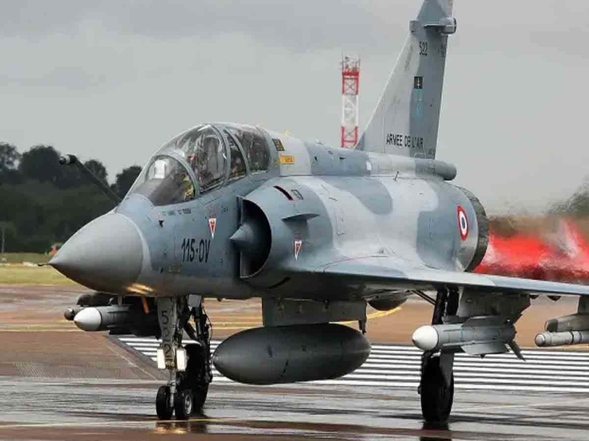 చోరీకి గురైన మిరాజ్ ఫైటర్ జెట్ టైర్‌ స్వాధీనం