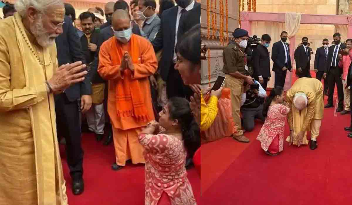 దివ్యాంగురాలి పాదాల‌కు మొక్కిన‌ ప్ర‌ధాని మోదీ.. ఫోటో వైర‌ల్