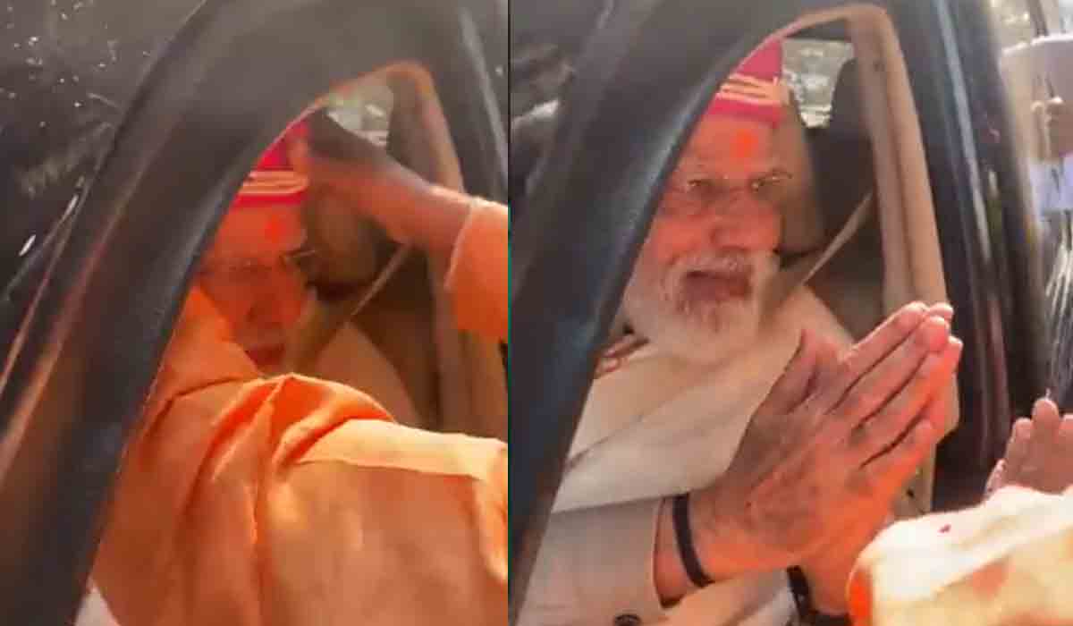 కాన్వాయ్ ఆపిన మోదీ.. ప‌గిడి తొడిగిన అభిమాని.. వీడియో