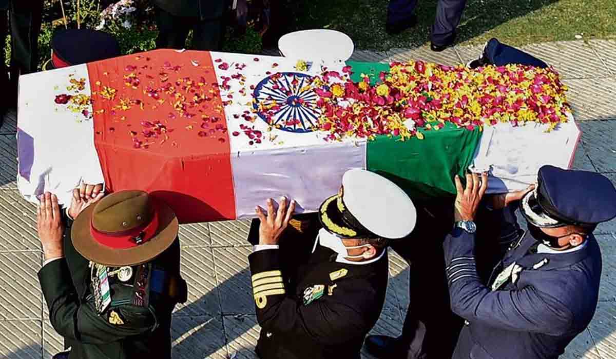 హెలికాప్టర్‌ ప్రమాదంలో మరో ఆరుగురి మృతదేహాలు గుర్తింపు