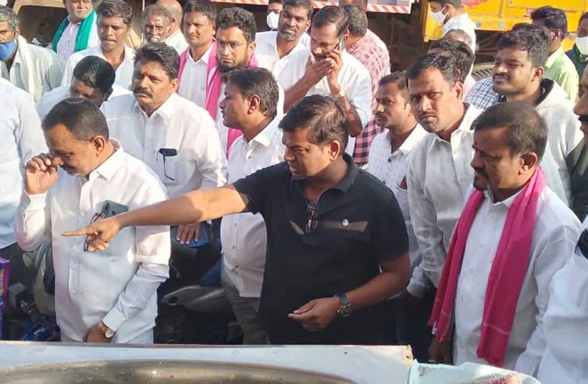 సమస్యల పరిష్కారానికే ‘నమస్తే నవనాథపురం’