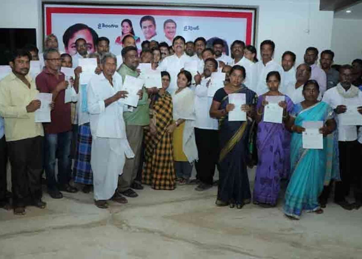 మంత్రి వేముల సహకారంతో సీఎంఆర్‌ఎఫ్‌ నిధులు మంజూరు