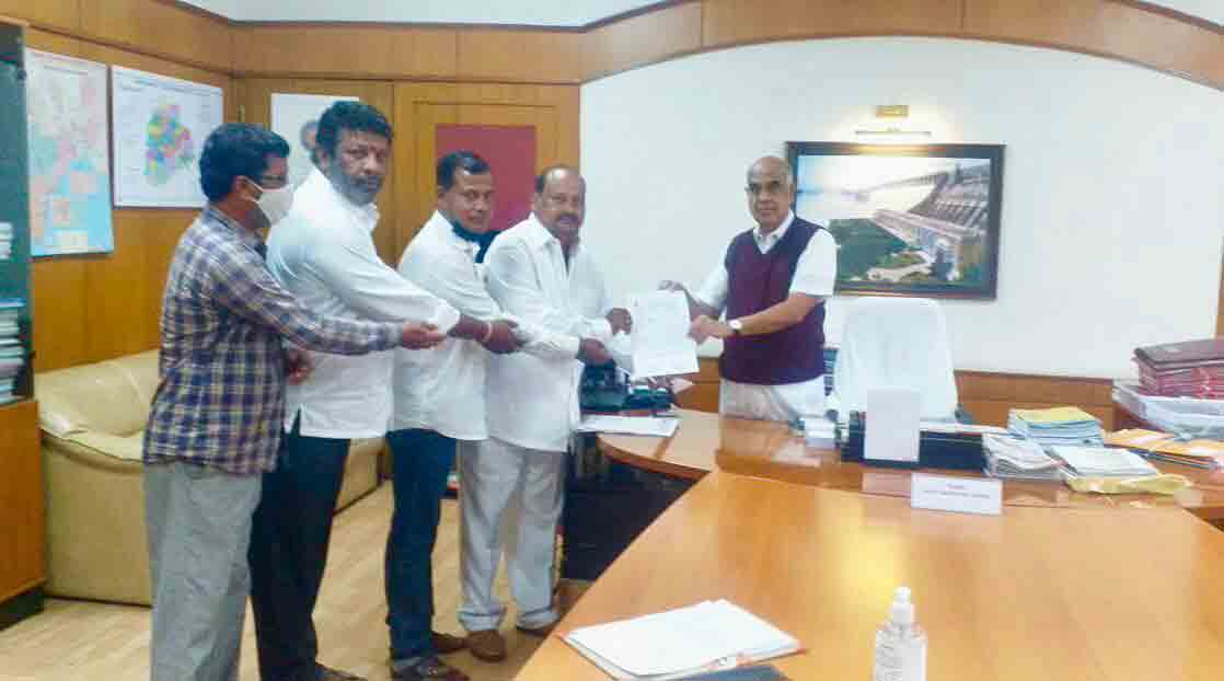 కొత్త పీఆర్సీ కమిటీ ఏర్పాటుచేయండి