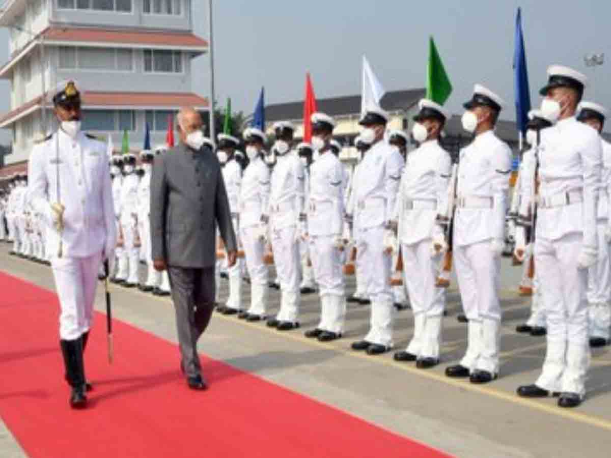 సదరన్ నేవల్ కమాండ్‌ను సందర్శించిన రాష్ట్రపతి