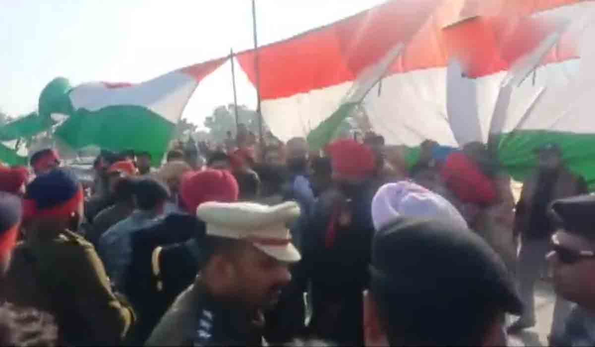 Punjab Congress: పంజాబ్‌లో కాంగ్రెస్ నేత‌ల బాహాబాహీ.. వీడియో