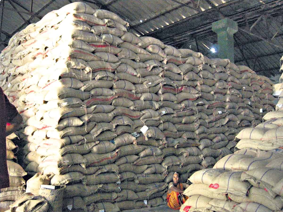 మన రైతంటే కేంద్రానికి ఎందుకింత చులకన