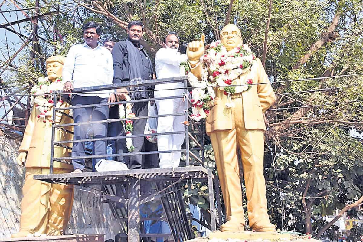 అంబేద్కర్‌ జీవితం స్ఫూర్తిదాయకం